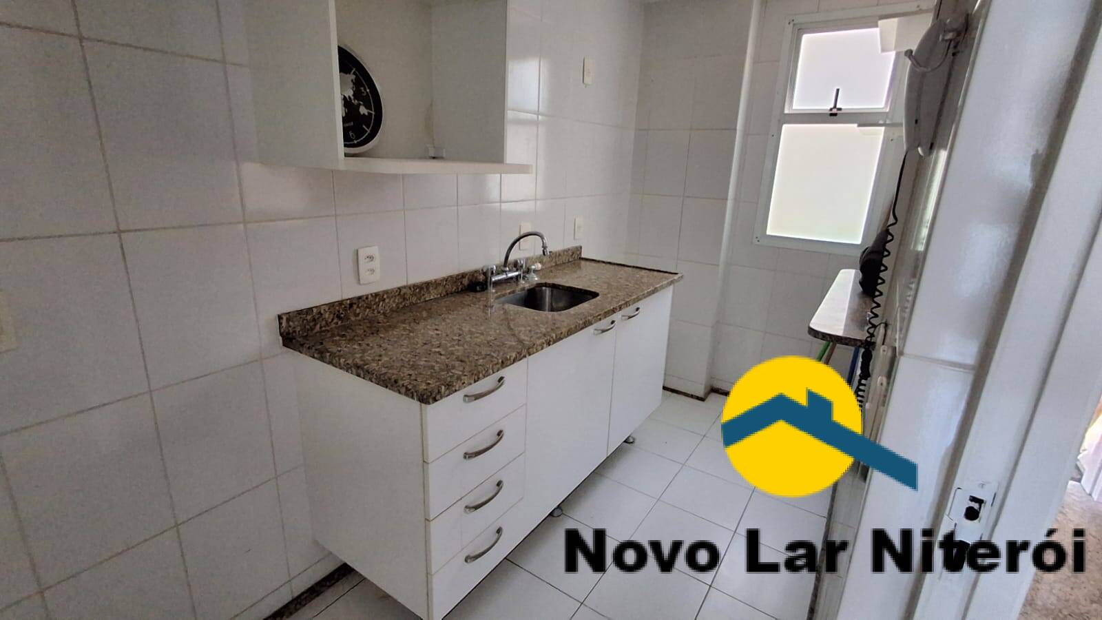 Casa à venda com 2 quartos, 130m² - Foto 16