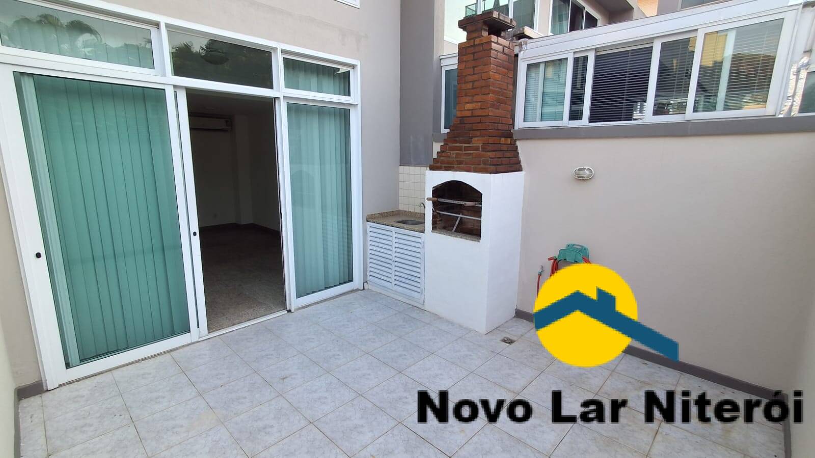 Casa à venda com 2 quartos, 130m² - Foto 4