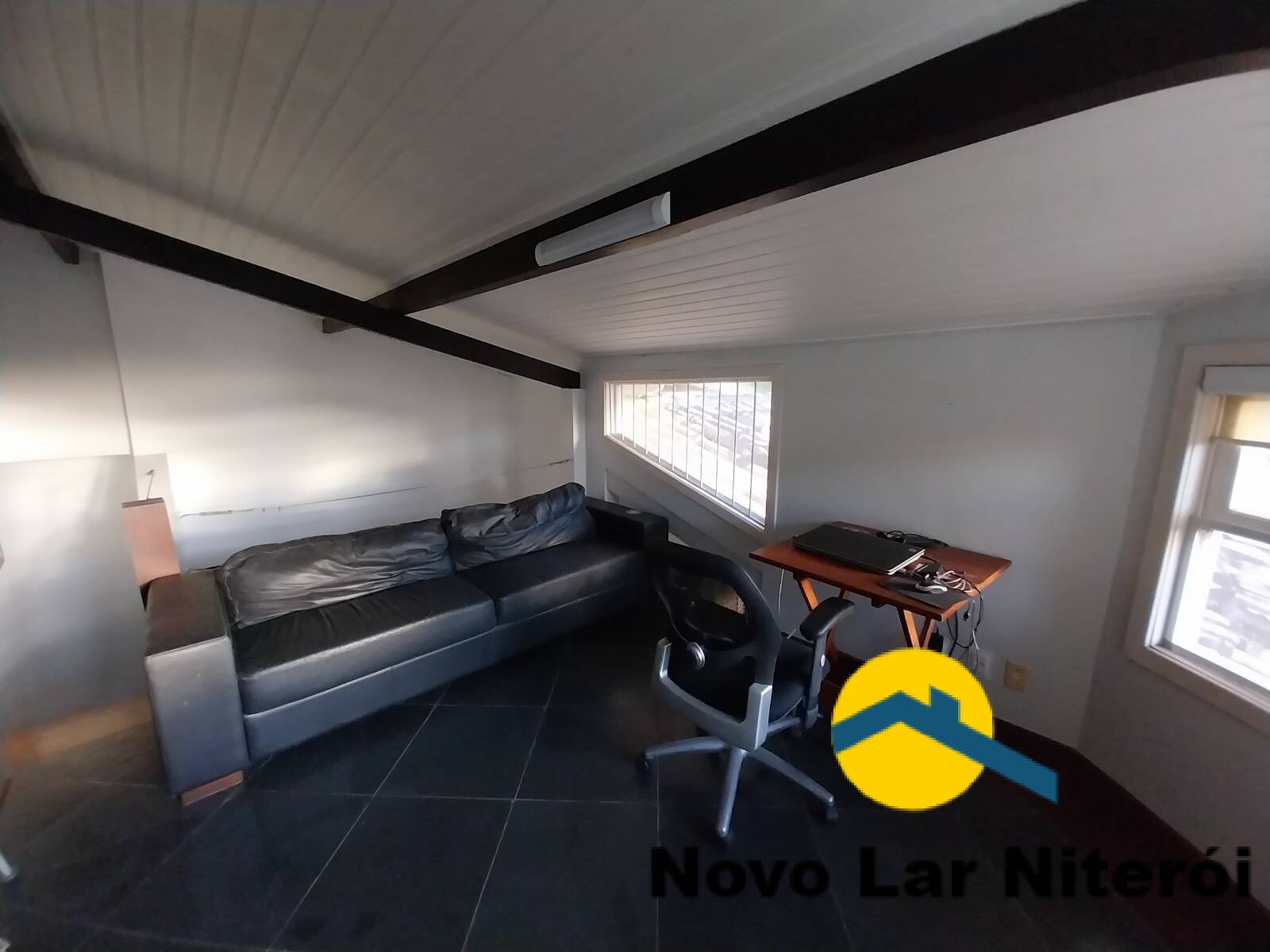 Casa de Condomínio à venda com 6 quartos, 300m² - Foto 23