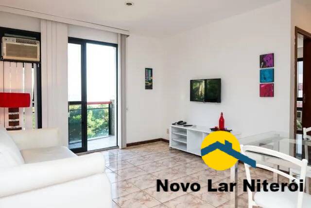 Apartamento à venda com 1 quarto, 50m² - Foto 1