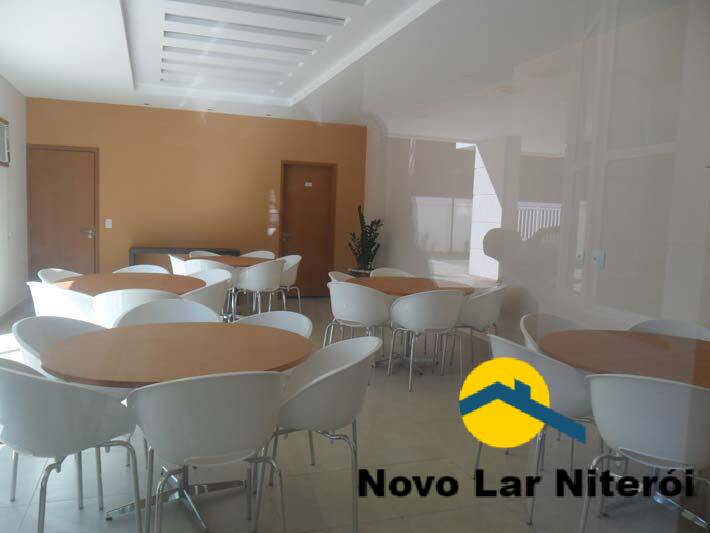 Apartamento à venda com 2 quartos, 75m² - Foto 21