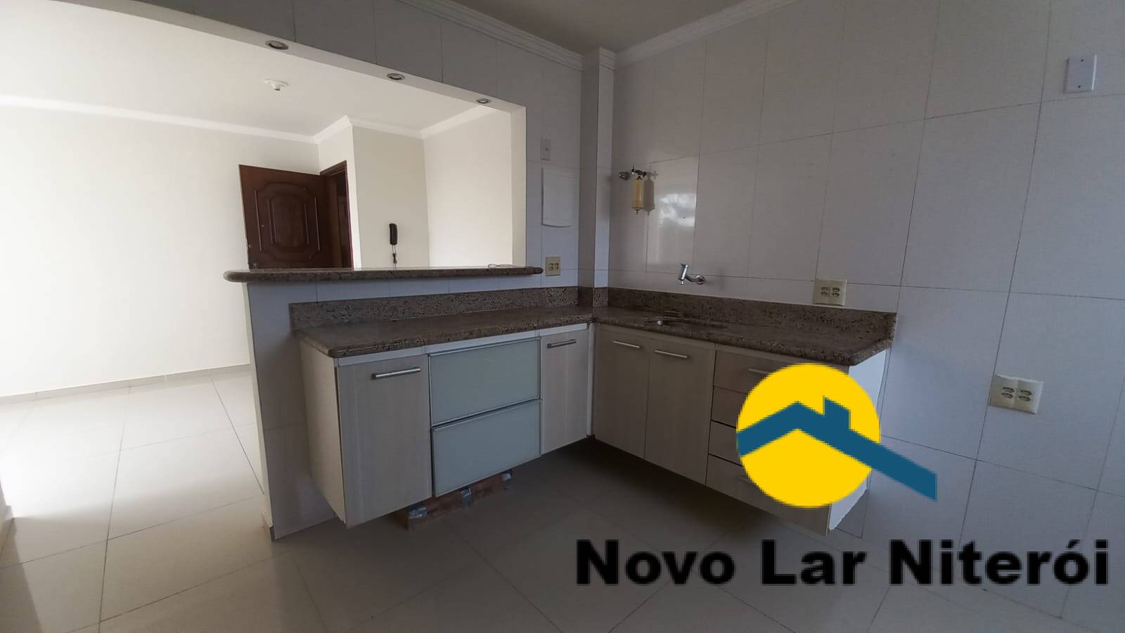 Apartamento à venda com 2 quartos, 60m² - Foto 24