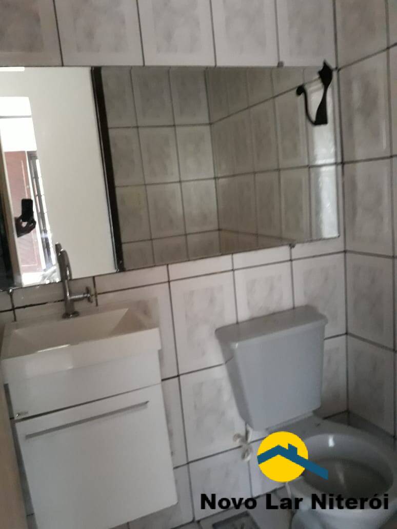 Casa à venda com 2 quartos, 76m² - Foto 7