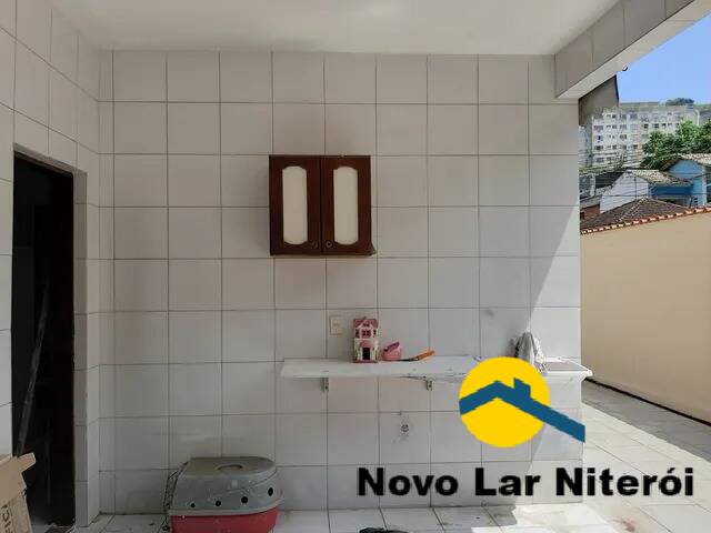 Casa à venda com 4 quartos, 210m² - Foto 11