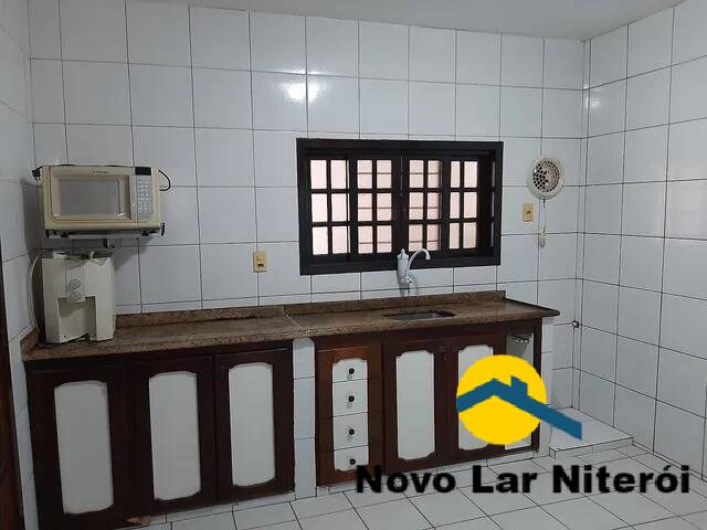 Casa à venda com 4 quartos, 210m² - Foto 5