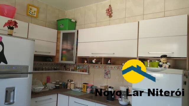 Casa à venda com 3 quartos, 220m² - Foto 8