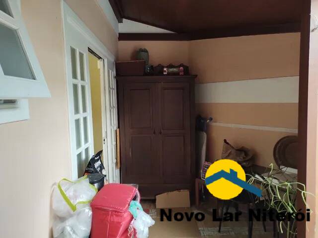 Casa à venda com 3 quartos, 100m² - Foto 17