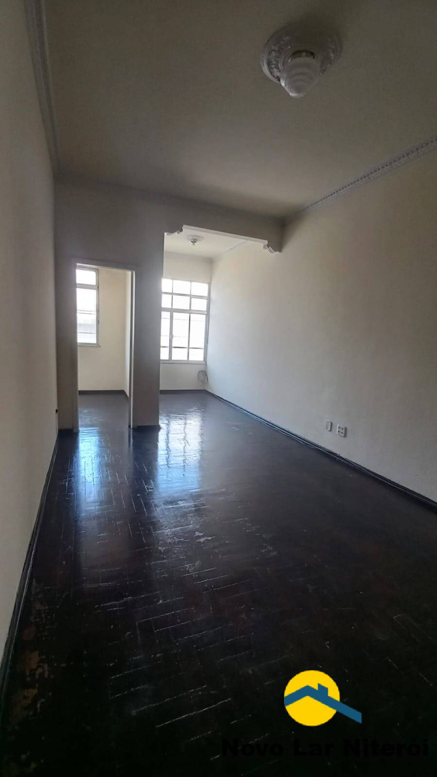 Apartamento à venda com 2 quartos, 80m² - Foto 1