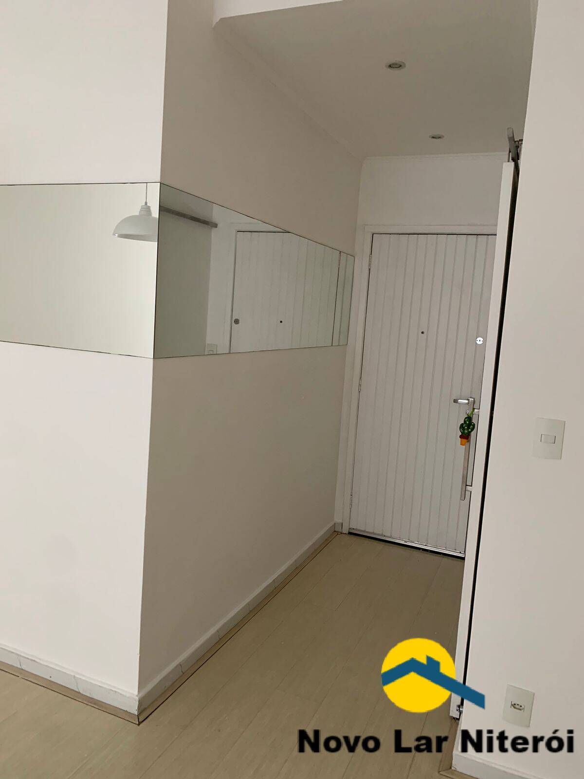 Apartamento à venda com 2 quartos, 74m² - Foto 4