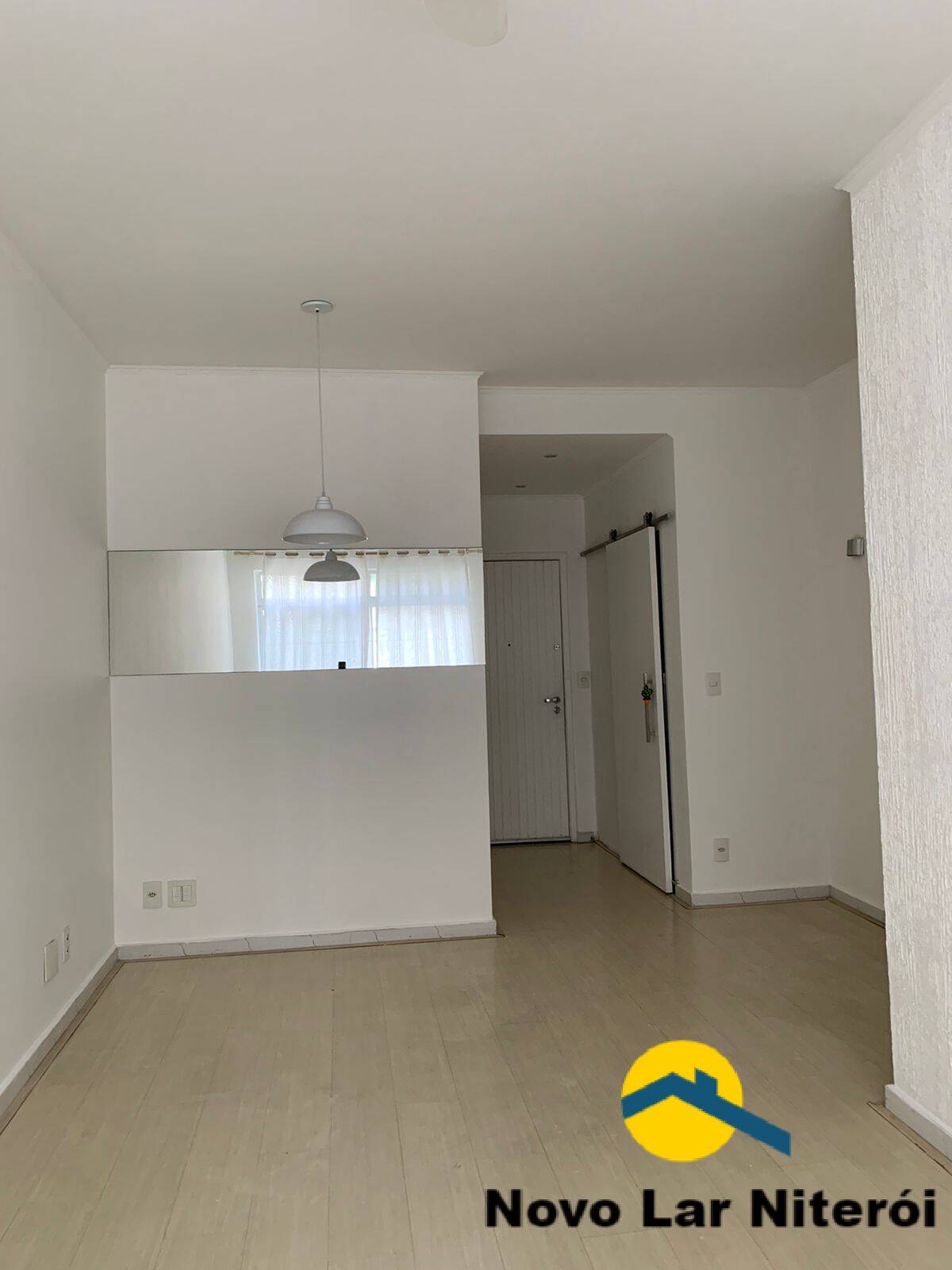 Apartamento à venda com 2 quartos, 74m² - Foto 3