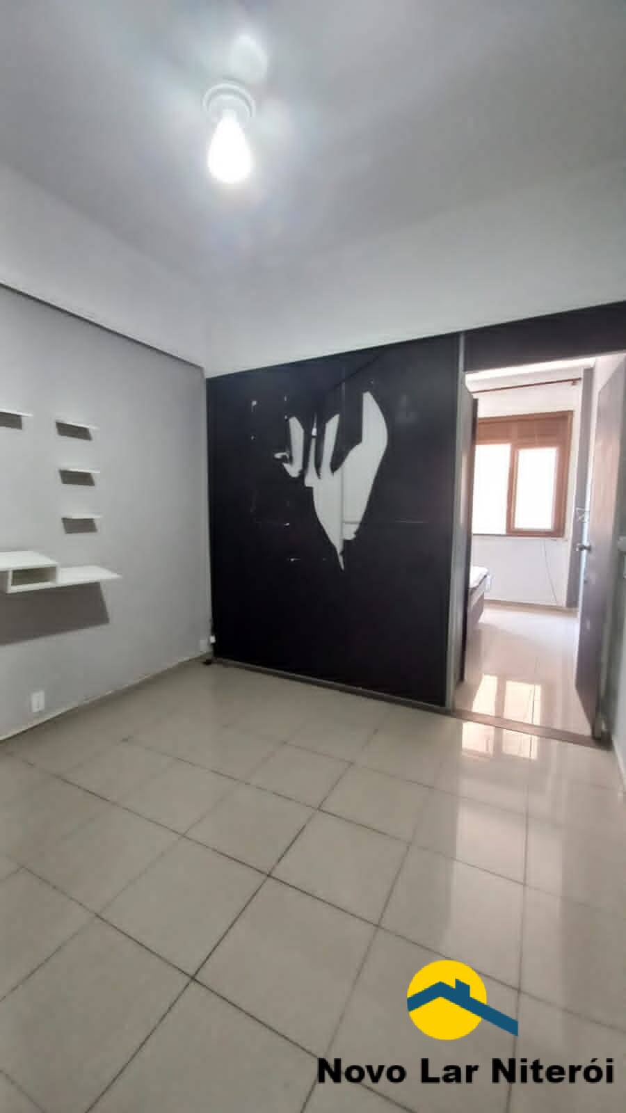 Apartamento à venda com 1 quarto, 30m² - Foto 2