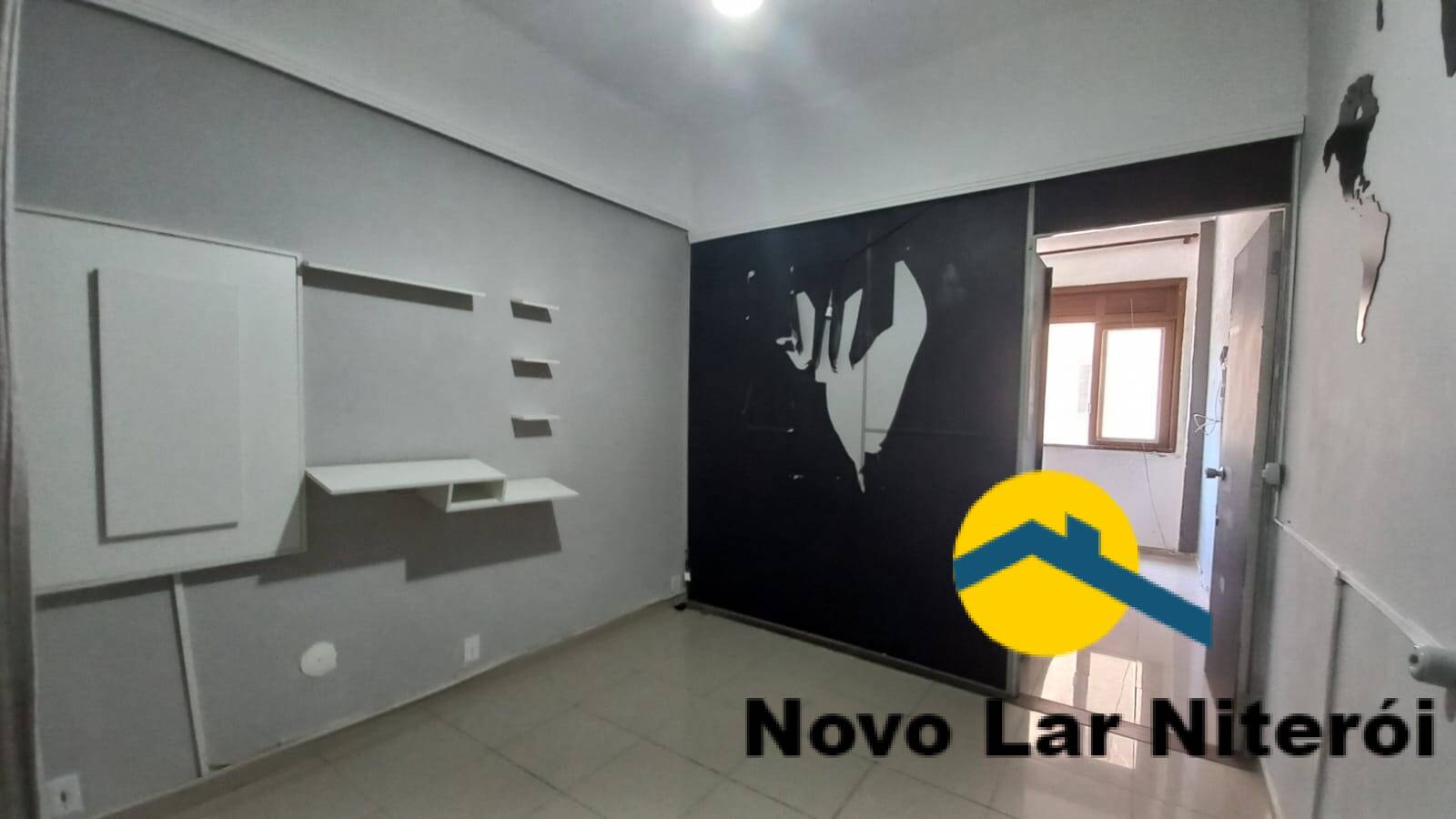 Apartamento à venda com 1 quarto, 30m² - Foto 1