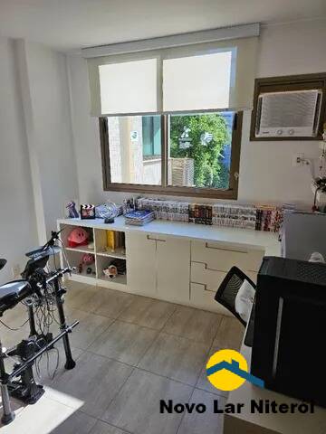 Apartamento à venda com 4 quartos, 204m² - Foto 9