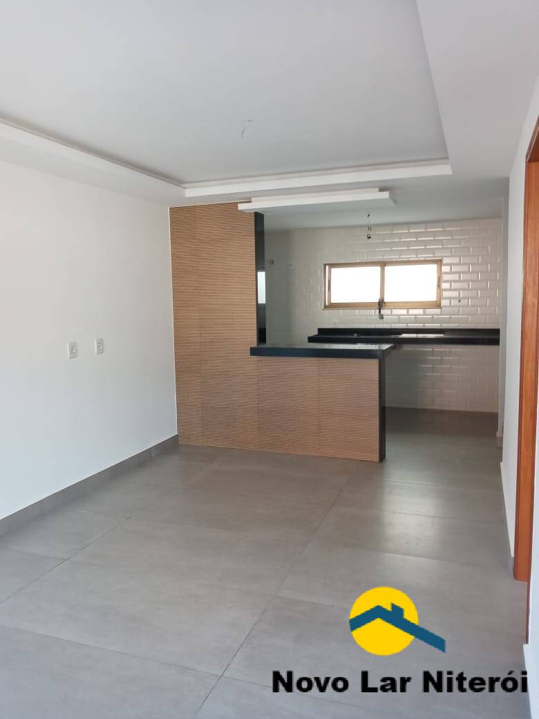 Casa à venda com 3 quartos, 92m² - Foto 5