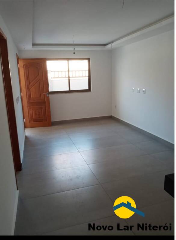 Casa à venda com 3 quartos, 92m² - Foto 3