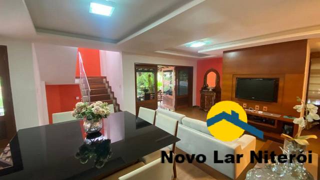 Casa de Condomínio à venda com 4 quartos, 500m² - Foto 3