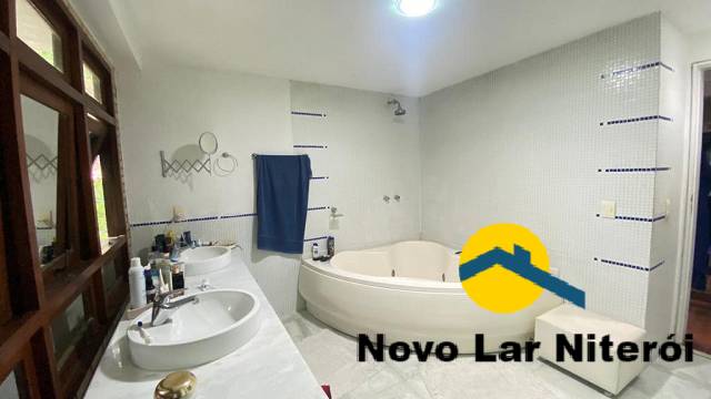 Casa de Condomínio à venda com 4 quartos, 500m² - Foto 30