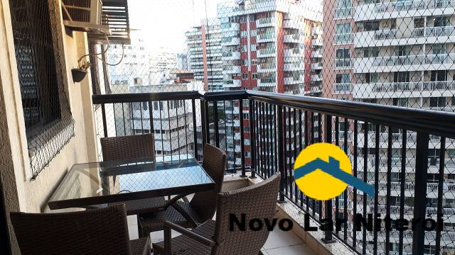 Apartamento à venda com 3 quartos, 95m² - Foto 2