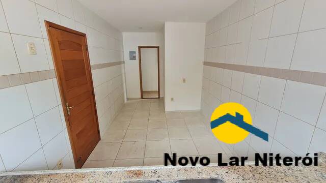 Casa à venda com 3 quartos, 168m² - Foto 4