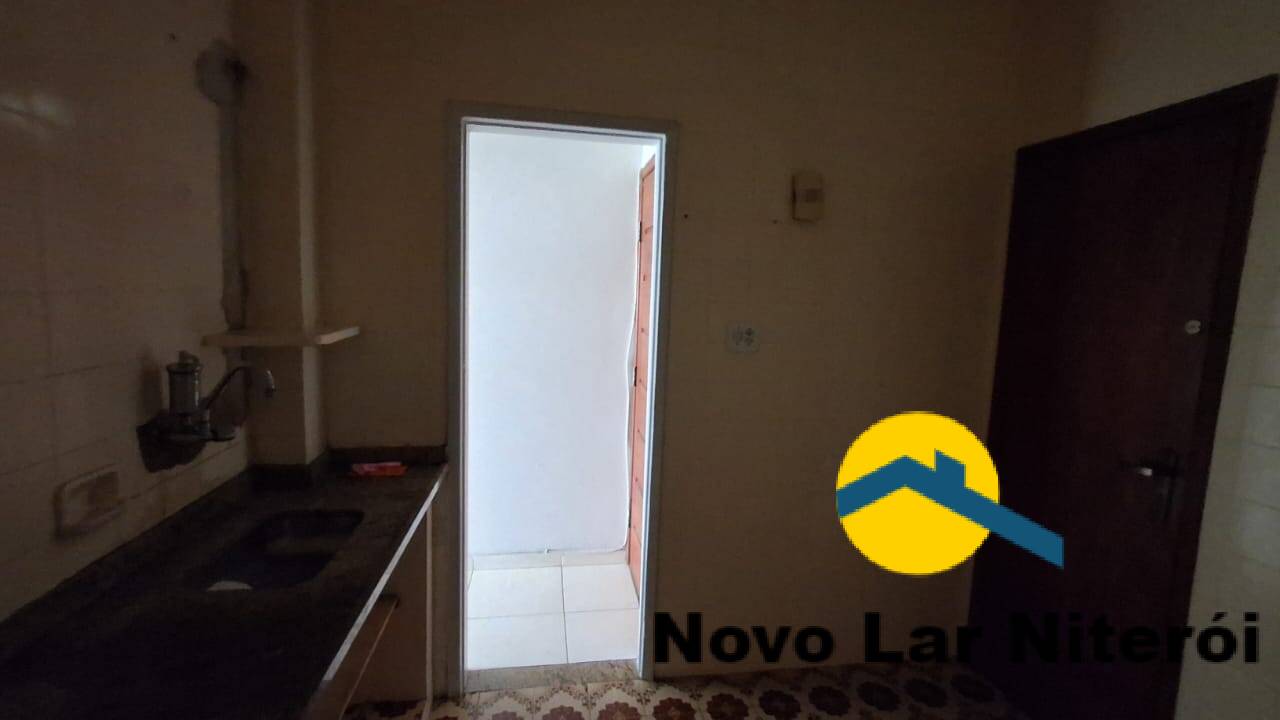 Apartamento à venda com 2 quartos, 50m² - Foto 12