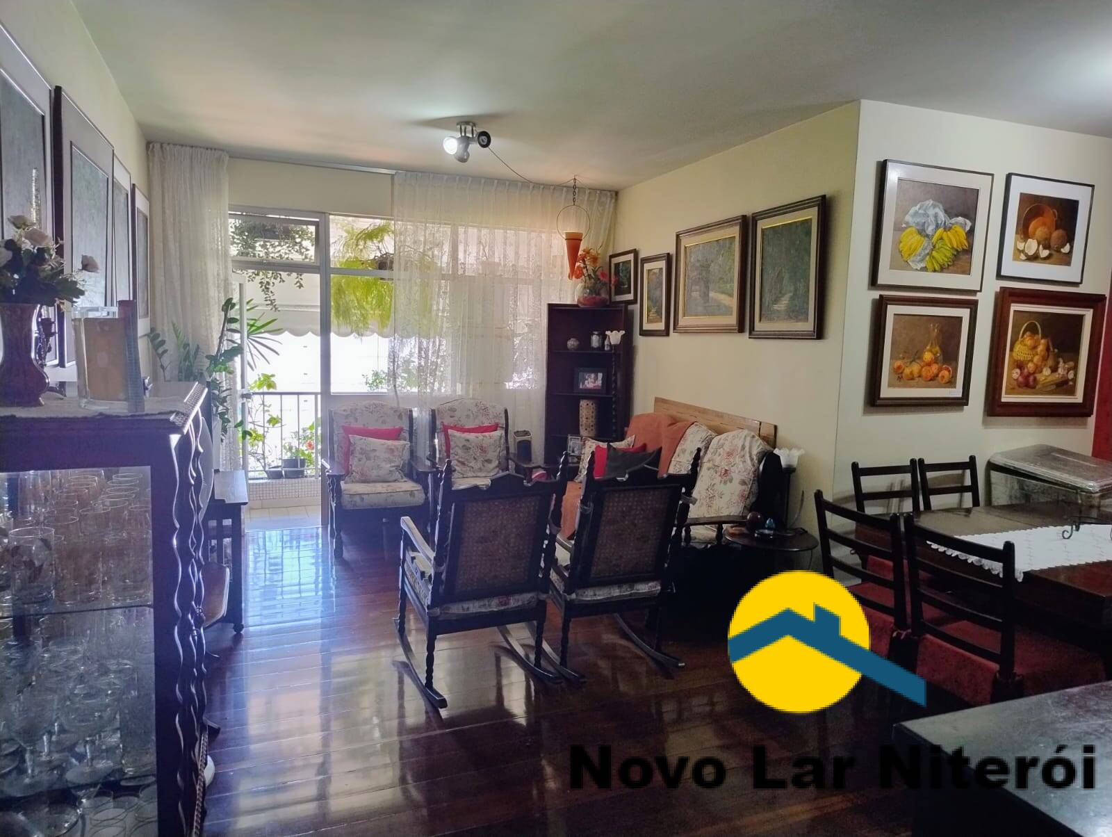 Apartamento à venda com 3 quartos, 120m² - Foto 1