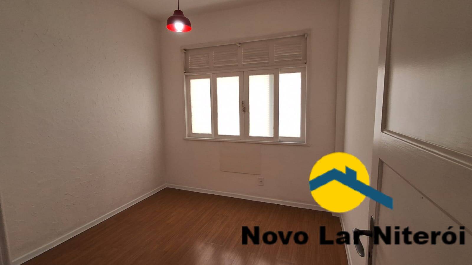 Apartamento à venda com 1 quarto, 50m² - Foto 4