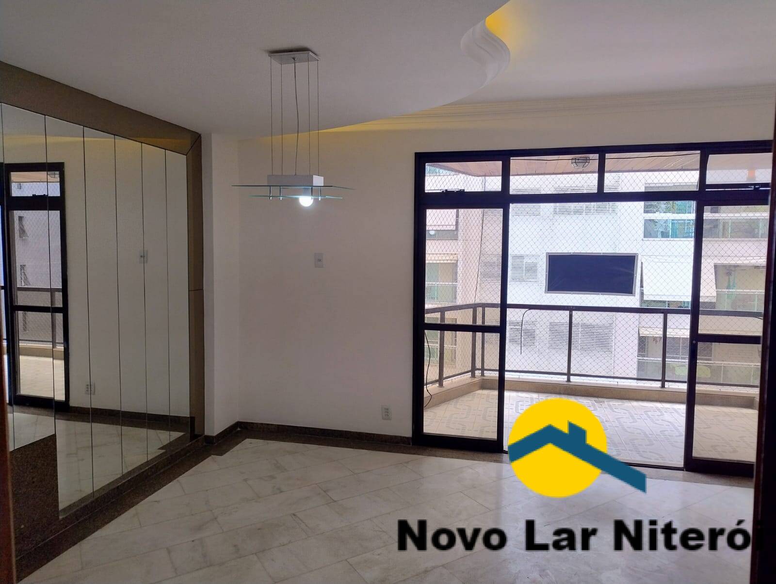 Apartamento à venda com 4 quartos, 180m² - Foto 9