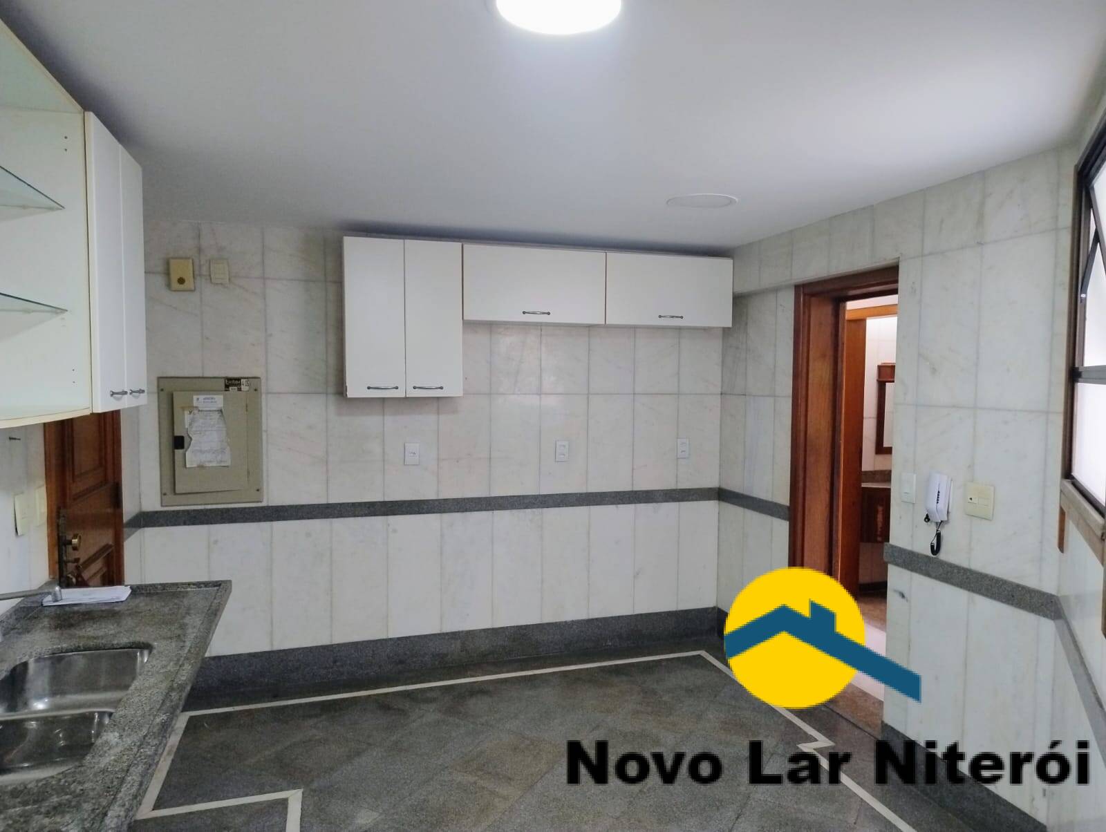 Apartamento à venda com 4 quartos, 180m² - Foto 42