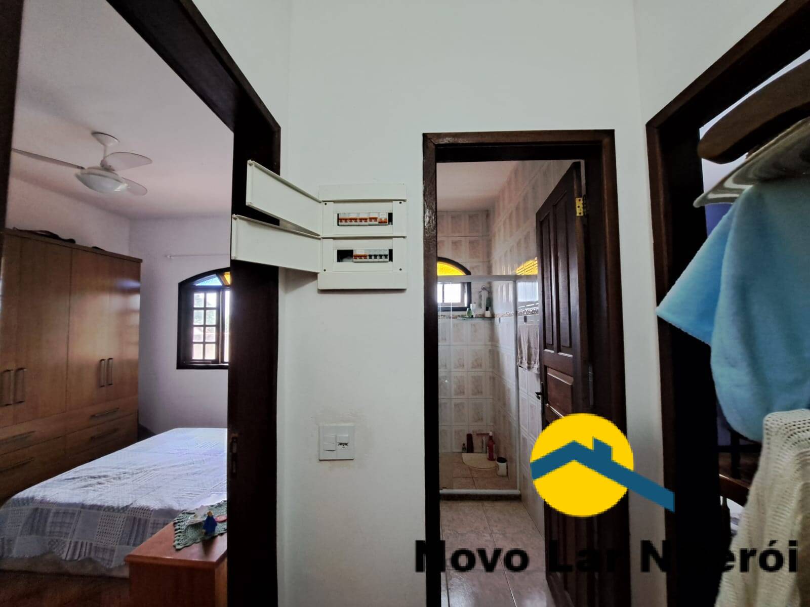 Casa à venda com 4 quartos, 210m² - Foto 33