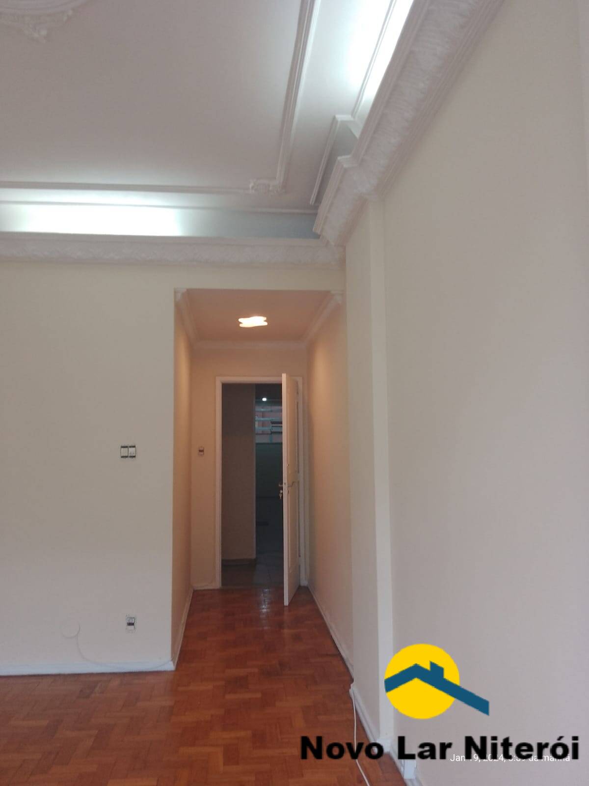 Apartamento à venda com 3 quartos, 100m² - Foto 2