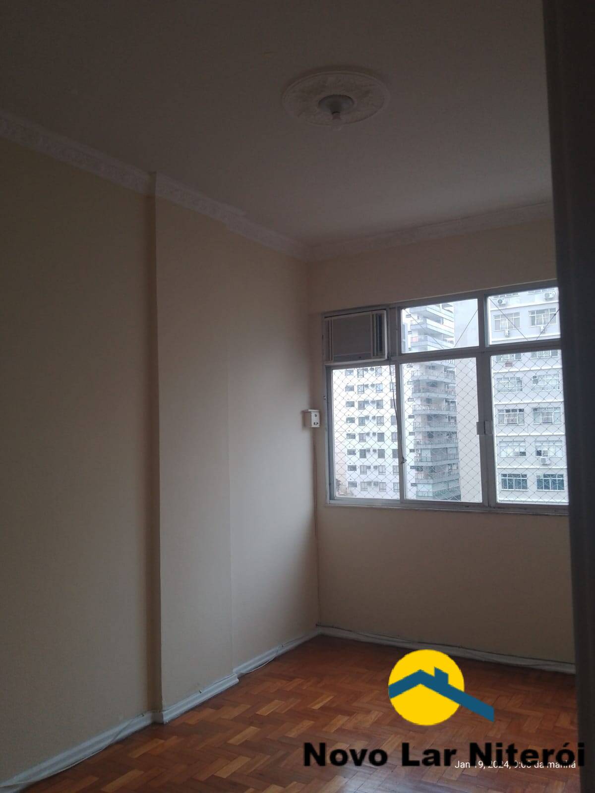 Apartamento à venda com 3 quartos, 100m² - Foto 4