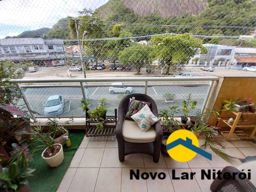 Apartamento à venda com 3 quartos, 140m² - Foto 2