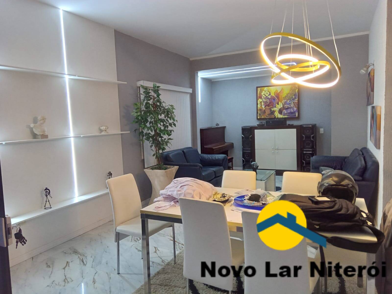 Casa à venda com 3 quartos, 320m² - Foto 5