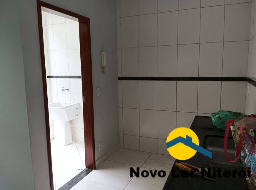 Casa de Condomínio à venda com 3 quartos, 105m² - Foto 10