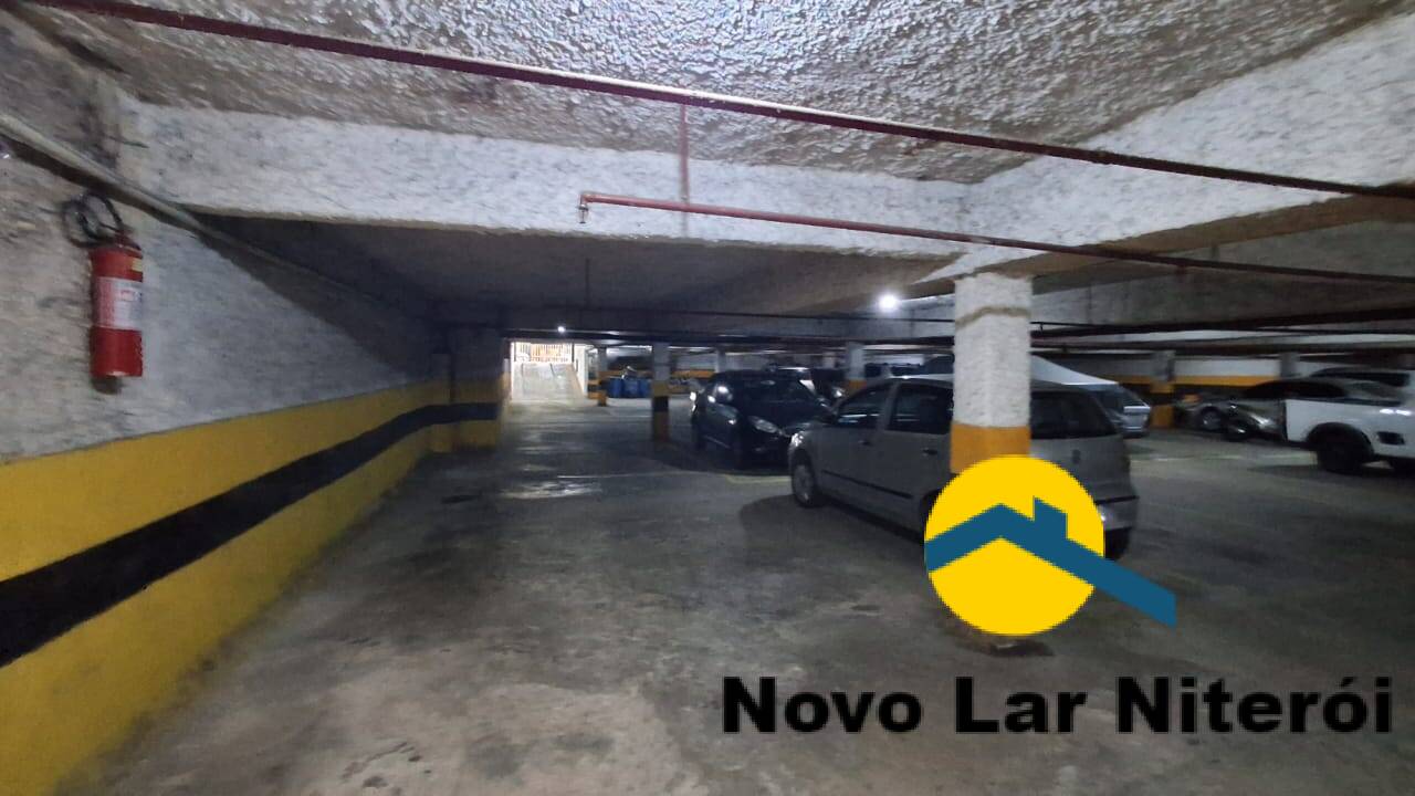 Apartamento à venda com 2 quartos, 70m² - Foto 23