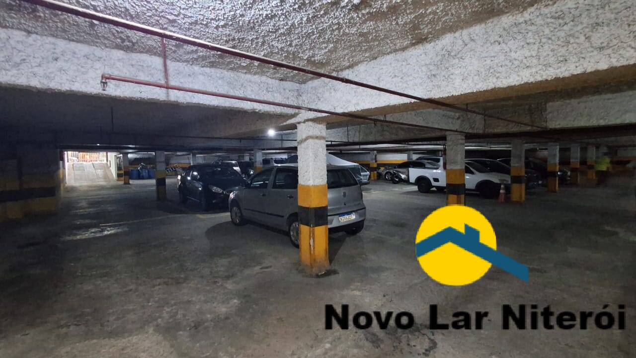 Apartamento à venda com 2 quartos, 70m² - Foto 24