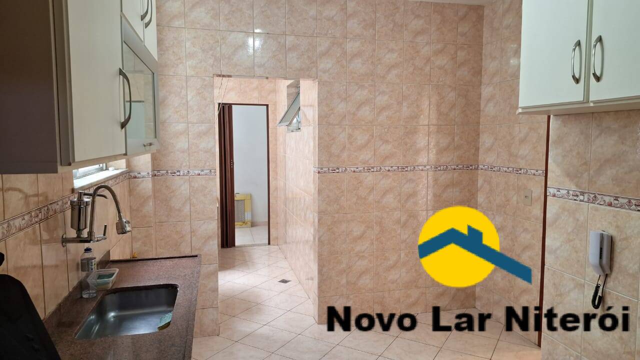 Apartamento à venda com 2 quartos, 70m² - Foto 12