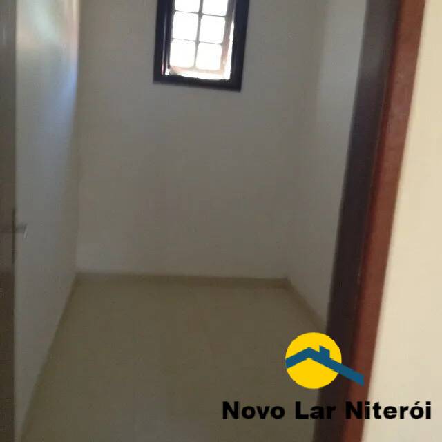 Casa à venda com 4 quartos, 167m² - Foto 3