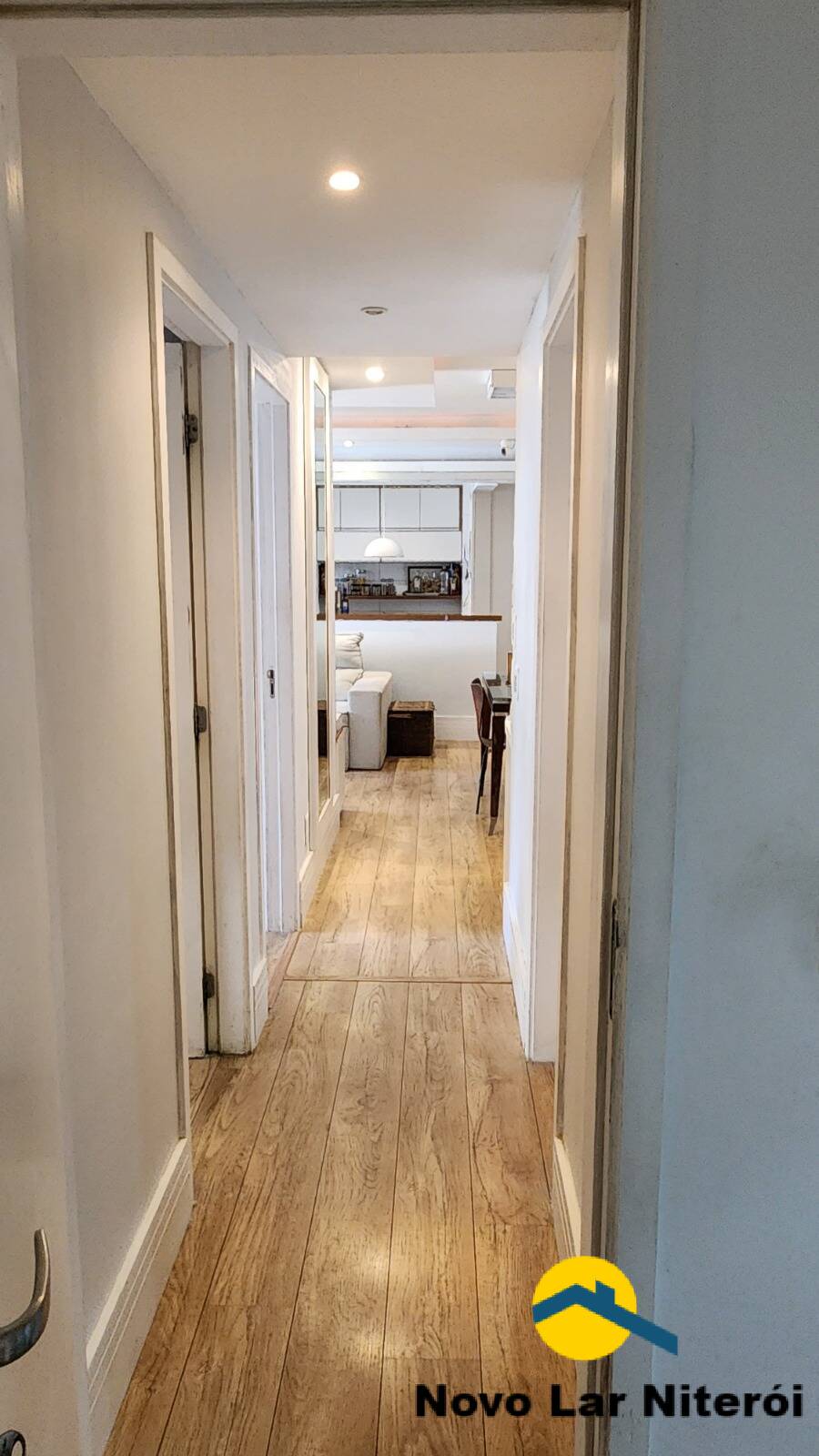 Apartamento à venda com 3 quartos, 97m² - Foto 19