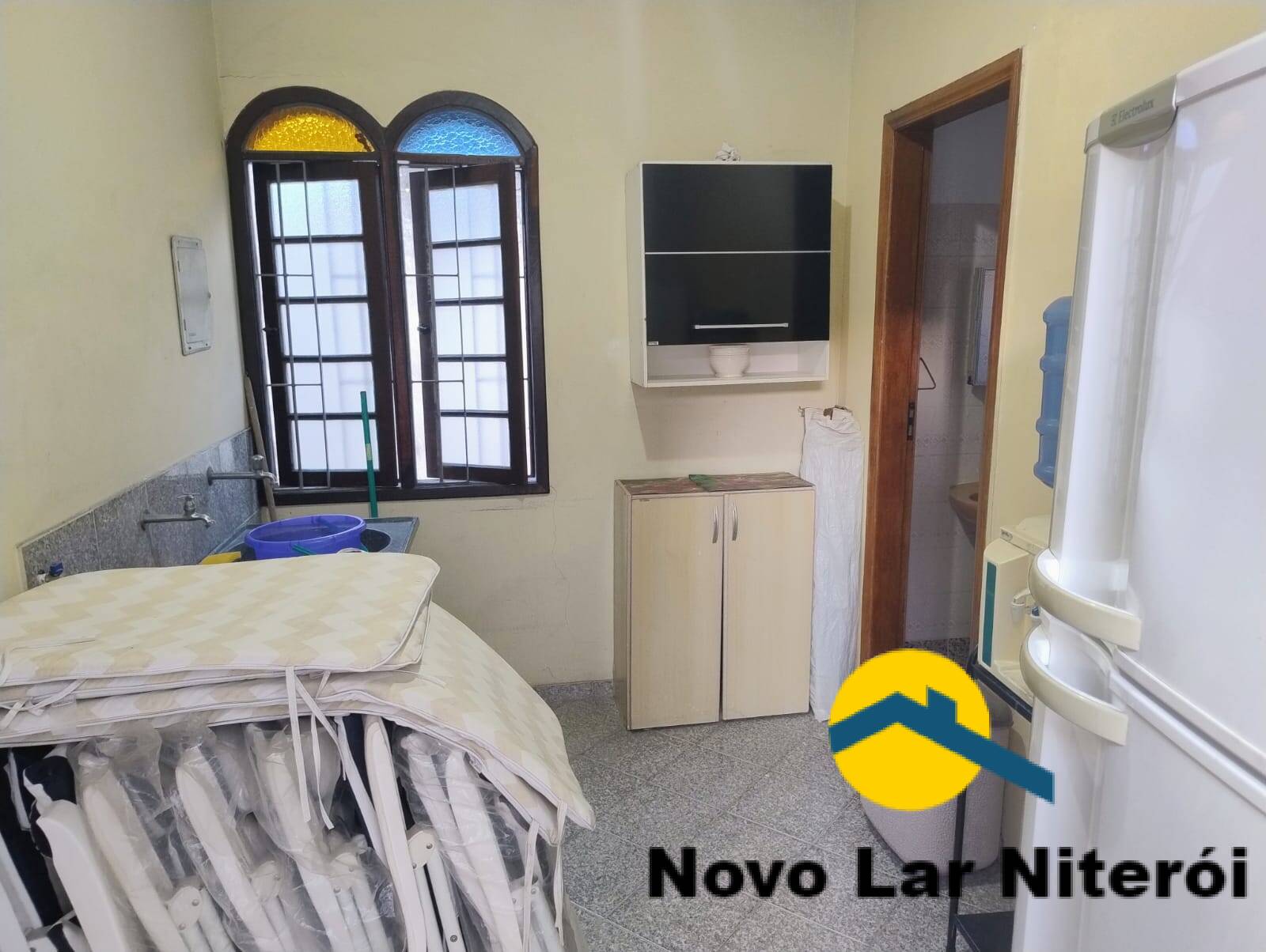 Casa à venda e aluguel com 8 quartos, 270m² - Foto 50