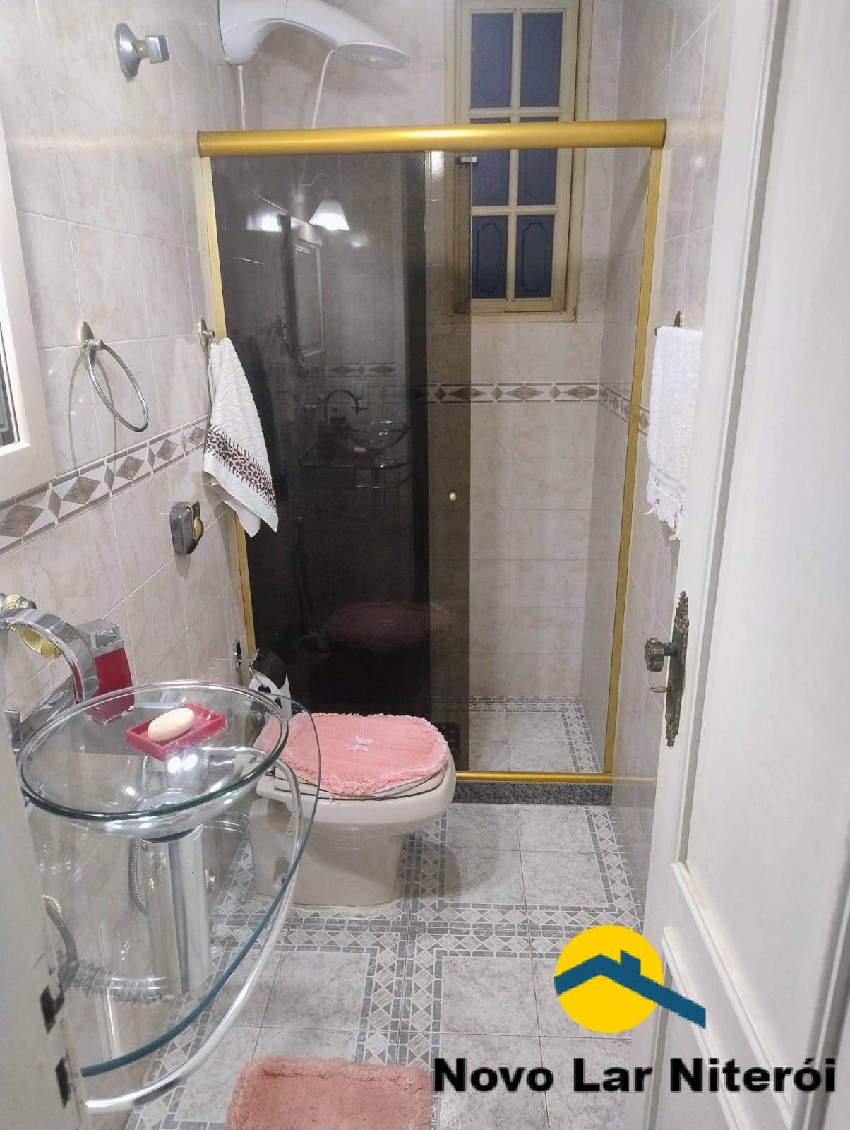 Casa à venda e aluguel com 8 quartos, 270m² - Foto 28