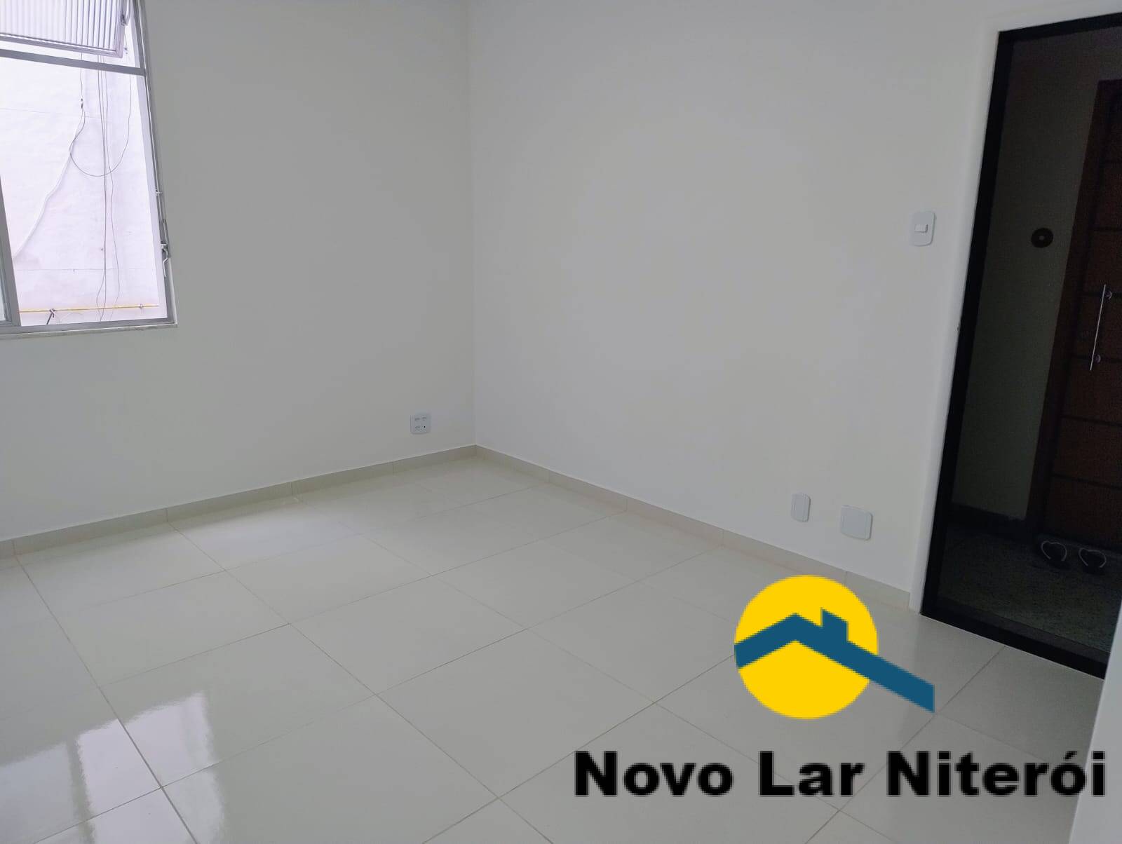 Apartamento à venda com 2 quartos, 60m² - Foto 3