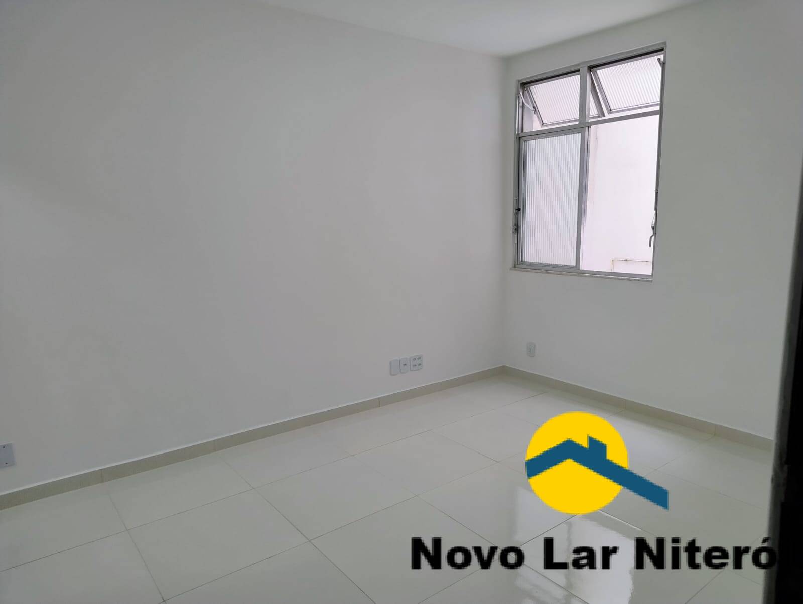 Apartamento à venda com 2 quartos, 60m² - Foto 4