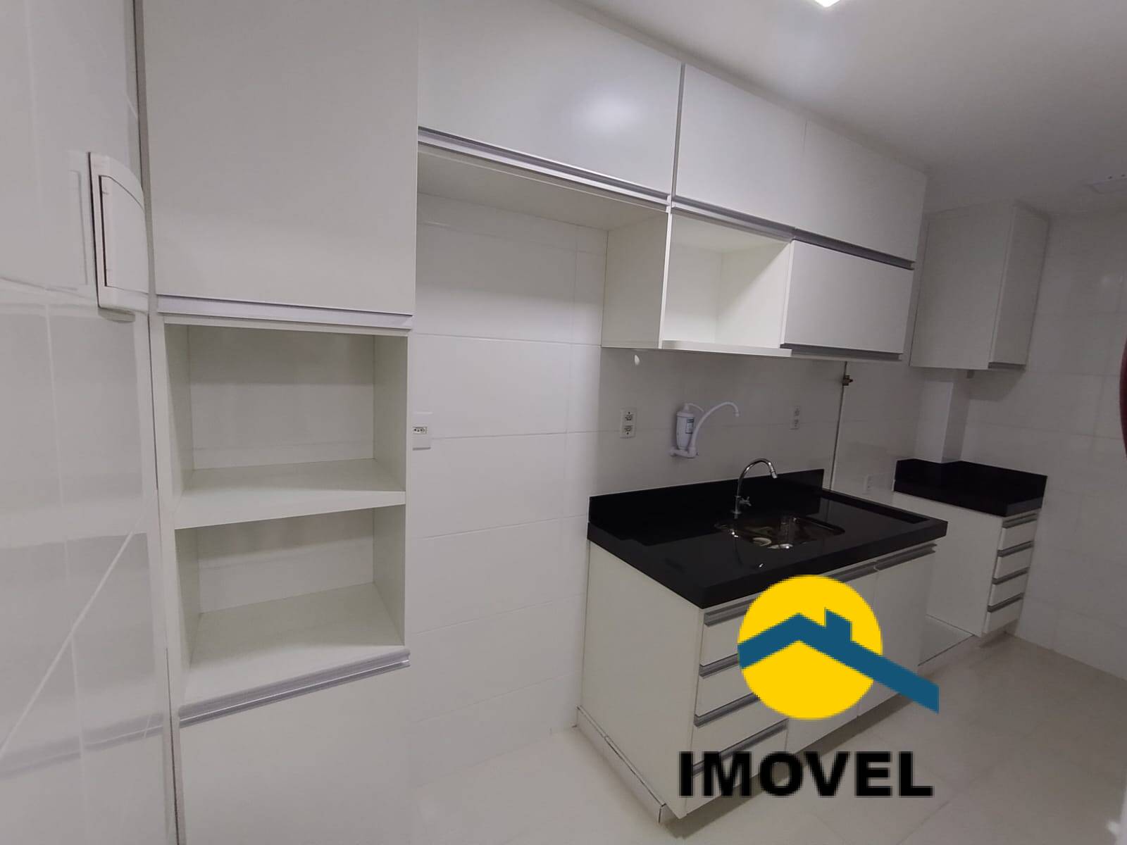 Apartamento à venda com 2 quartos, 60m² - Foto 18