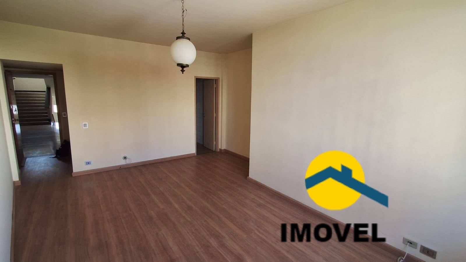 Apartamento à venda com 2 quartos, 80m² - Foto 2