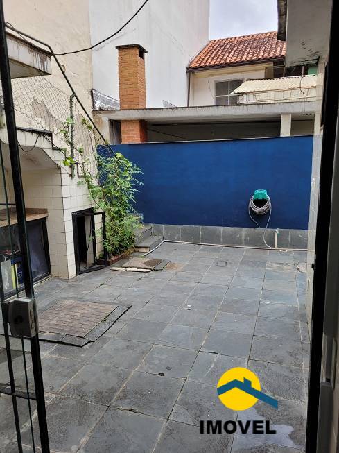 Casa à venda com 4 quartos, 150m² - Foto 28