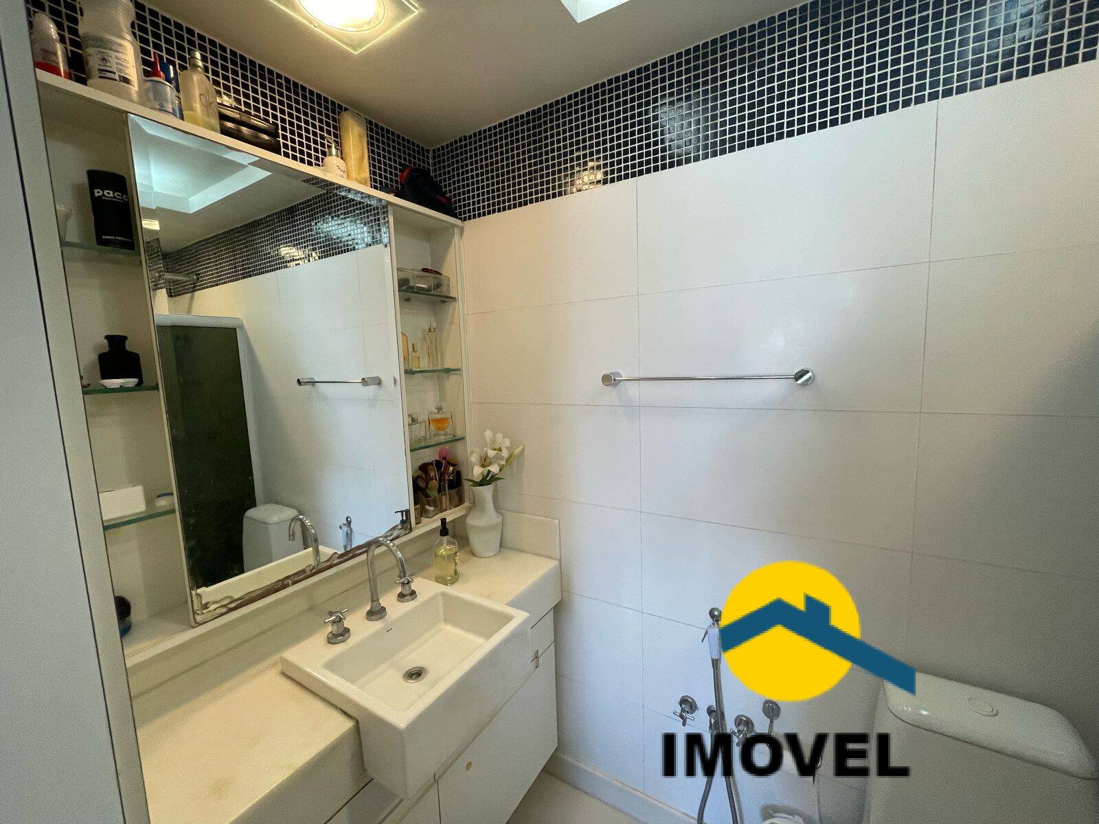 Apartamento à venda com 3 quartos, 115m² - Foto 13