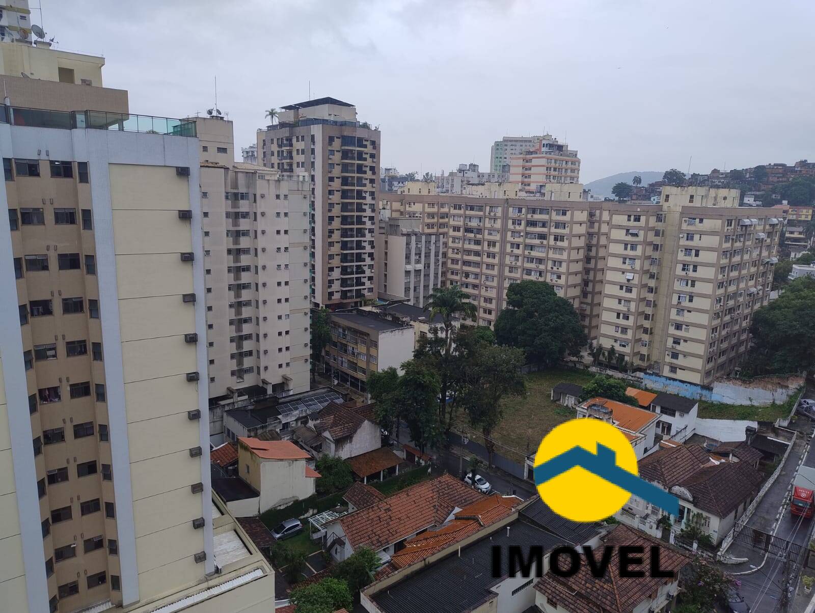 Apartamento à venda com 3 quartos, 120m² - Foto 27