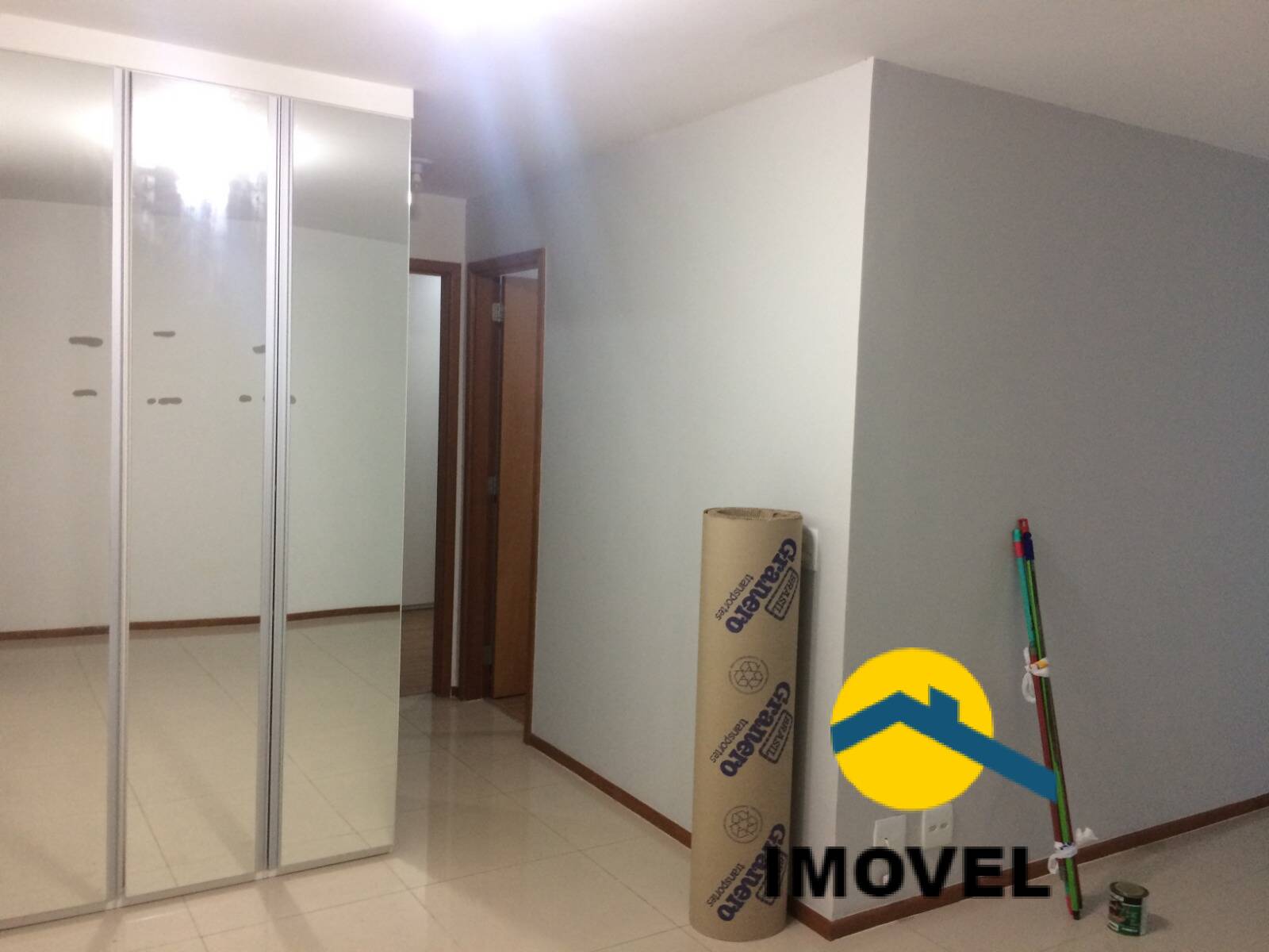 Apartamento à venda com 2 quartos, 77m² - Foto 6