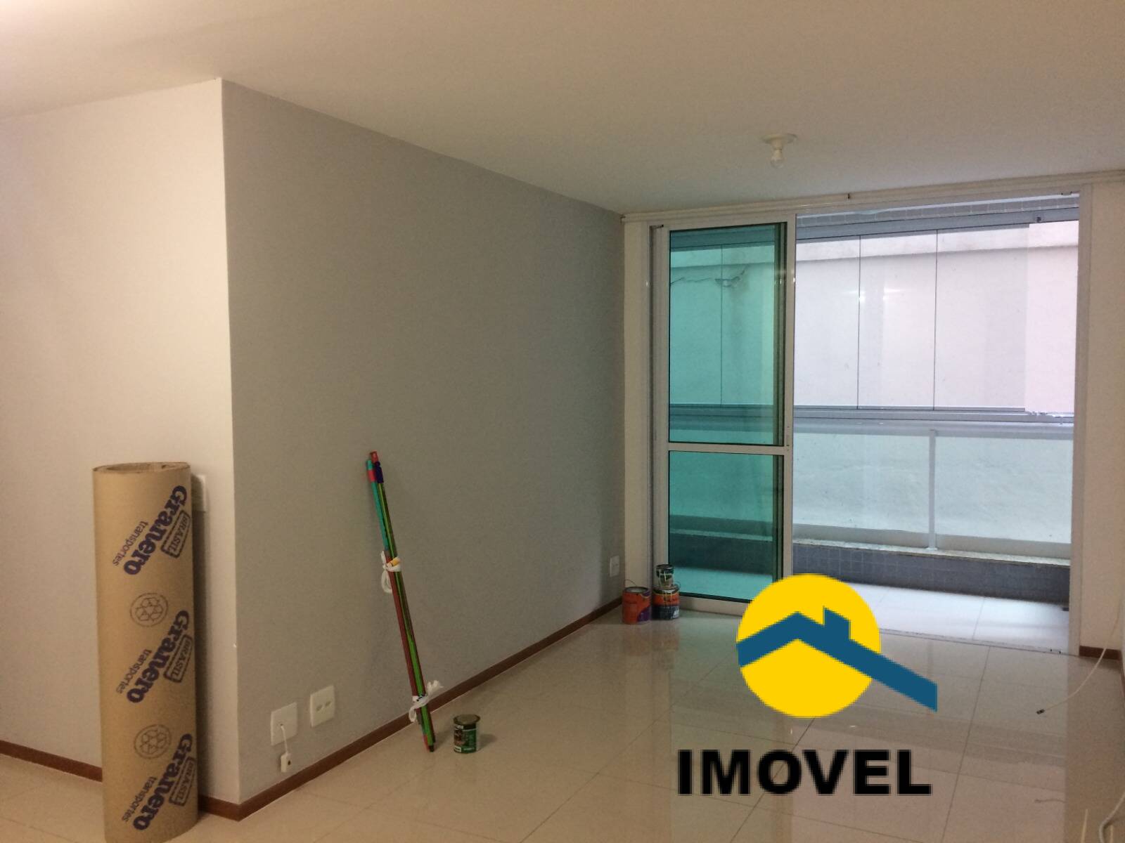 Apartamento à venda com 2 quartos, 77m² - Foto 4